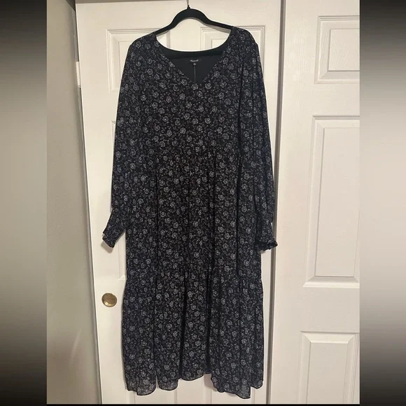 Madewell Enchanted Floral Long Sleeve Georgette V-Neck Tiered Midi Dress - Picture 2 of 7